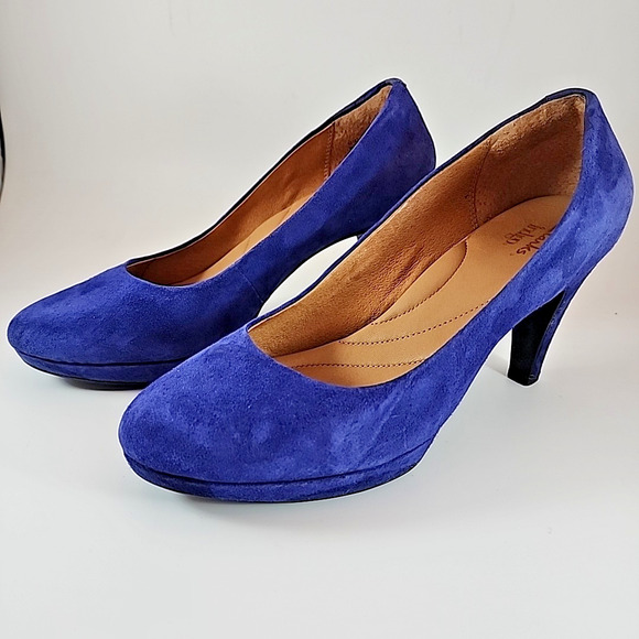 Clarks Indigo Suede Leather Chic Purple Platform Pumps - Round Toe Size 9M - Picture 2 of 8